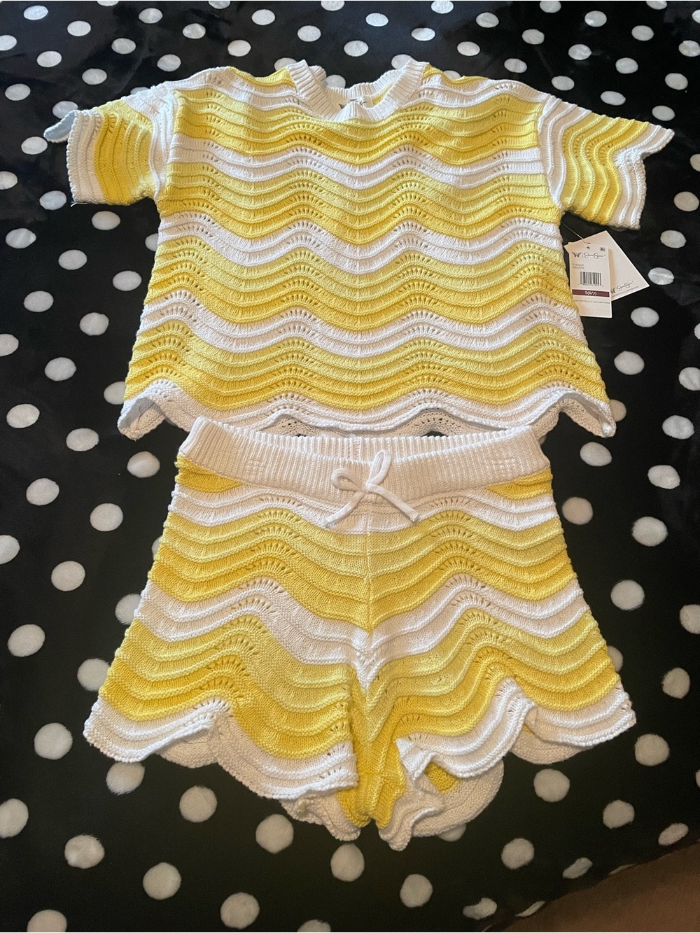 Jessica Simpson Yellow and White Knit Wave Two-Piece Set